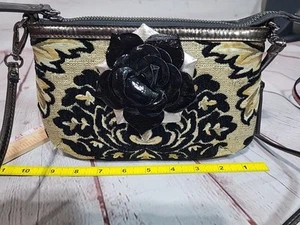 Sharif 90's Vibe Bag With Flower & Chain Expandable Purse - Picture 1 of 15