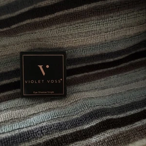 Violet Voss Eye Shadow Single • Bare It All • 0.06 Oz - Picture 1 of 4