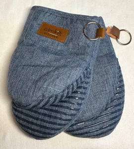 COLORDRIFT MINI OVEN MITTS (2) BLUE DENIM 100% POLYESTER SILICONE NWT - Picture 1 of 2