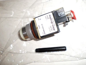 ALLEN BRADLEY 800MR-QTL10W WHITE LED PILOT LIGHT 120V NEW NIB - Picture 1 of 2