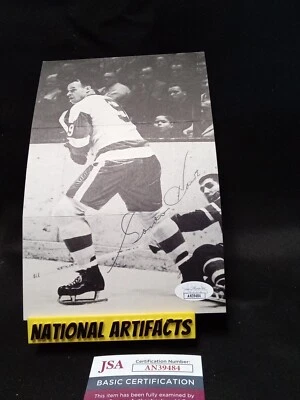 Página de revista firmada por Gordie Howe Jsa -1 # Foto 1 de 3