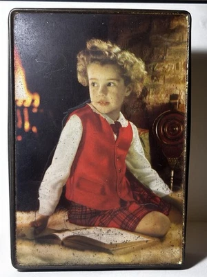 Vintage Edward Sharp & Sons Tin Box – Child by Fireplace –England 1950s 20x13cm - Image 1 of 2
