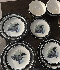 9 Pcs FOLKCRAFT STONEWARE LOON LAKE By Scotty 2 Bowls 4 Lunch 3 Dinner Plates - Picture 1 of 14