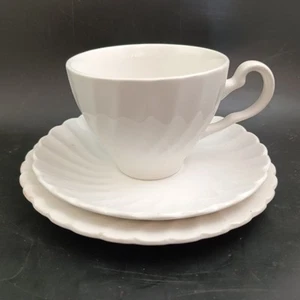 JOHNSON BROS IRONSTONE REGENCY WHITE SWIRL CUP, SAUCER & UNDERPLATE SET ENGLAND - Picture 1 of 10