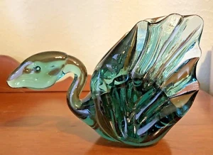 Heavy SOLID Swan Figurine Hand Blown Murano? GORGEOUS TEAL BLUE/GREEN COLOR RARE - Picture 1 of 9