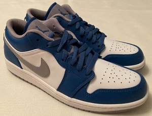 Mens 9 Nike Air Jordan 1 Low True Blue/Cement Grey White Sneakers 553558-412 New - Picture 1 of 12