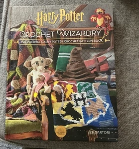 Harry Potter Crochet Wizardry Pattern Book - Picture 1 of 4