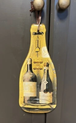 Botella de vino plana de vidrio fundido ~ Bandeja de queso ~ Barra de pared ~ Reposacuchara, Chateau Haut Brion Foto 1 de 3