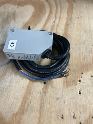 NAIS KM1 Analog Sensor AKM17114 - Image 1 of 2