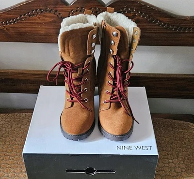 Botas para mujer Nine West Peer Sherpa puño tobillo tacón bloque marrón gamuza talla 6,5  Foto 1 de 4