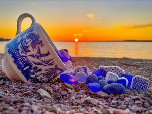 Póster con impresión artística Tea by the Sea de Meaghan Landry náutica mar vidrio playa 11x14 - Imagen 1 de 1