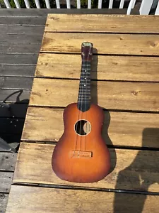 Vintage Regal Ukulele Uke Made In Chicago NICE - Picture 1 of 10