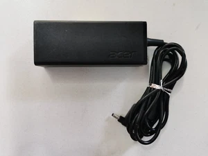 Original ACER 19V AC/DC ADAPTER ADP-45HE D - Picture 1 of 2