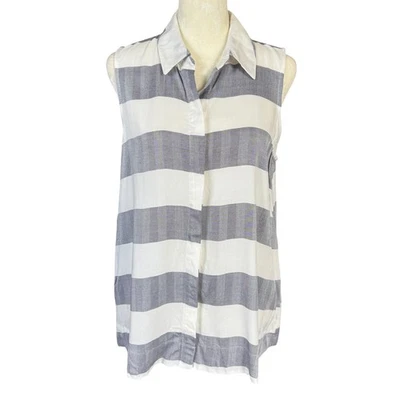 Camisa Cupio Blush Gris y Blanco Rayas Cuello Sin Mangas Abotonada Talla M Foto 1 de 4