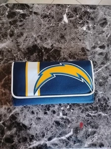 San Diego Chargers Ladies Wallet NFL Team Logo Organizer Mesh Wallet Clutch - Picture 1 of 7