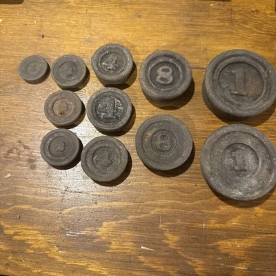 Lot of 11 Antique Cast Iron Weights: 1 Lb x2 , 8 Oz x2, 4 Oz x3, 2 Oz x3, 1 Oz - Image 1 of 4