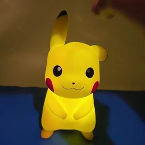 Pikachu Night Light Nintendo 2017 Pokemon Light Up Lamp Nightlight Kids 7" - Picture 1 of 8
