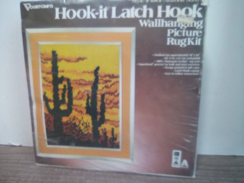 Vogart Crafts Gancho Pestillo Gancho Colgante de Pared Cuadro Alfombra Kit Arizona Suns En muy buena condición Foto 1 de 1