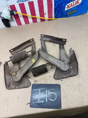 1967 68 69 1970 C10 K10 Chevrolet GMC capó bisagras juego proyecto CST C20 C30 Foto 1 de 4