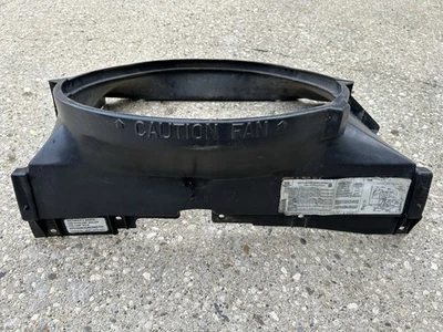 Capa ventilador radiador 1978-1988 Chevrolet Monte Carlo SS El Camino Malibu SBC V8 - Imagem 1 de 4