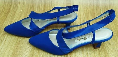 Dyeable Womens Wedding Shoes with Back Strap Size 8.5B Dyed Royal Blue - Image 1 of 4