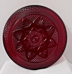 Dinner Plate Antique Ruby by CRISTAL D'ARQUES-DURAND NEW - Picture 1 of 3