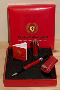 Penna stilografica + fermasoldi Ferrari by Artena F1 World Champions 1999/2004 - Imagen 1 de 9