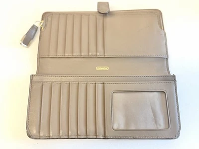 Cartera Coach Vintage Color Seta Cuero Doble Plegable Correa a Presión Cierre Amado Foto 1 de 4