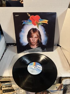Tom Petty And The Heartbreakers Self-Titled MCA-37143 Classic Rock - Picture 1 of 3