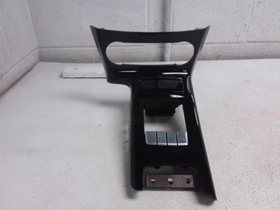 2015 MERCEDES-BENZ G550 Capa Console Central Preta Brilhante ID do Fabricante de Equipamento Original 4636804517  - Imagem 1 de 4