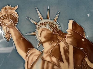 Statue Of Liberty Tile Ceramic Vintage Size 10X8 Accent Look in Kitchen Bath NEW - Picture 1 of 7