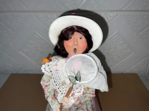 BYERS CHOICE Ltd. Winterthur Caroler  2003 Colonial Woman with Butterfly Net - Picture 1 of 14