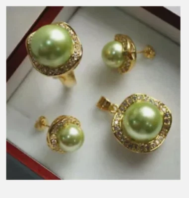 Conjunto de pendientes collar colgante de perlas concha enchapado en oro de 18 quilates para mujer regalo Foto 1 de 4