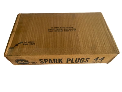 FUNDA DE 13 NOS AC DELCO 44 Bujías "Anillos Verdes" GM 1559492 SELLADO DE FÁBRICA Foto 1 de 4