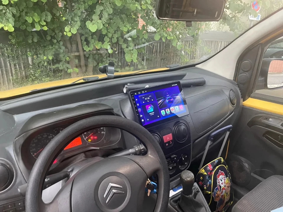 Stereo Radio Display Touch Android Fiat Fiorino Qubo Comandi Volante Carplay USB - Immagine 1 di 4