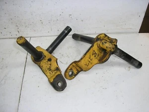 Simplicity Allis Chalmers Steering Spindles  B-212 Tractor - Picture 1 of 2