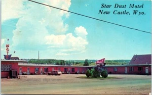 1960s WY Postcard Star Dust Motel New Castle Wyoming Stardust Old Signage Sign - Picture 1 of 2