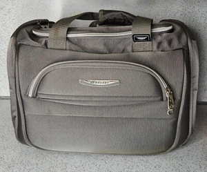 Delsey Duffel Bag Carry-On Weekender Overnight Gym Bag Lightweight Gray 15x11x6 - Picture 1 of 10