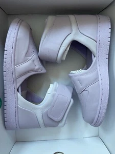 Mujer Nike Aj1 Lover XX Talla Uk 2.5 Eur 35.5 US5 Nuevo Color Violeta - Imagen 1 de 6