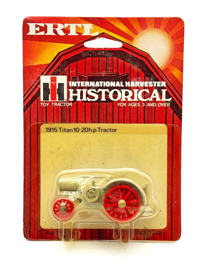 1/64 1915 Titan 10 20 Tractor International Harvester - Image 1 of 1