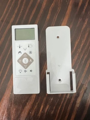 Пульт дистанционного управления Bio Bidet для BB-A8-E-W Serenity A8 с креплением - Изображение 1 из 2