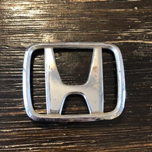 OEM 1996-2000 HONDA 75701-SK7-0400 Rear Trunk Emblem CIVIC CR-V - Foto 1 di 6