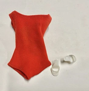 Vintage - Mattel 1962 Barbie RED HELENCA SWIMSUIT Badeanzug #0850 + PANTOLETTEN - Bild 1 von 4