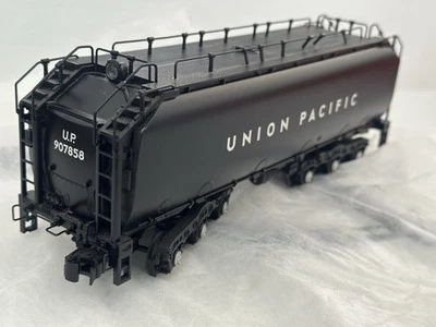 Lionel O Scale 6-38007 UP Challenger Auxiliary Tender Diecast #907858 - Image 1 of 4