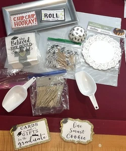 Graduation Party Gold Black She Believed She Could Napkins, Cupcake Picks Signs - Picture 1 of 12