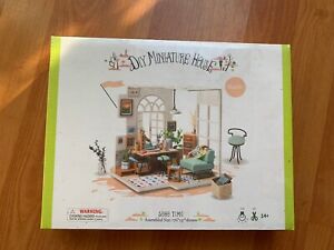 Rolife DIY Miniature Dollhouse Kit Diorama Room Model with LED New In Box