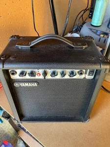 Yamaha GA15 Guitar amplifier - Picture 1 of 10