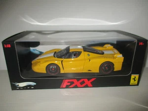 FERRARI FXX GIALLA HOT WHEELS ELITE EDIZ.LIMITATA SCALA 1:18 - Foto 1 di 1