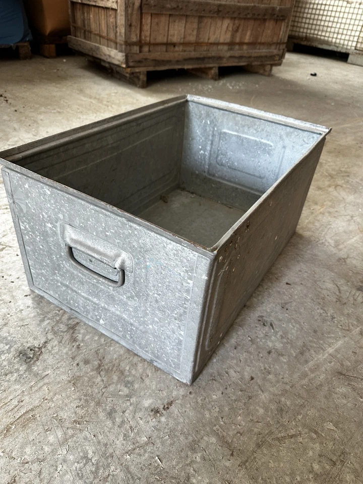Metallkiste|Stapelkiste|Blechkiste|Werkzeugkiste| Industriekiste|Verzinkt|NEU| - Bild 1 von 4
