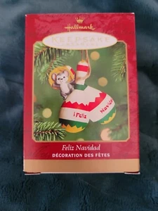 HALLMARK KEEPSAKE ORNAMENT FELIZ NAVIDAD 2000 NIB MOUSE MARACAS NEW IN BOX - Picture 1 of 2